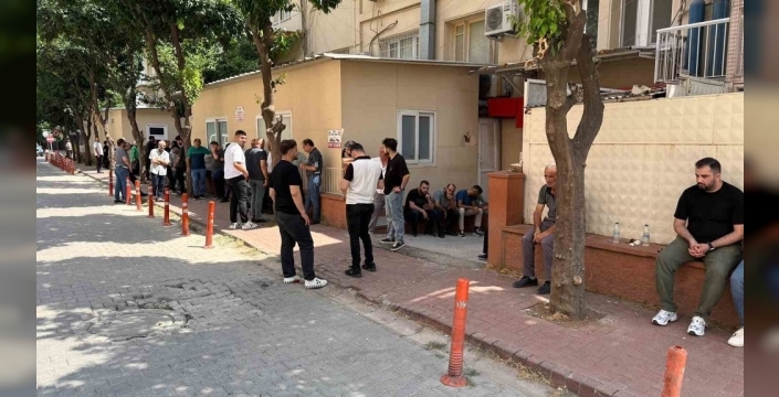 Kızının gözü önünde, uyurken vahşice katledildi: Kumarbaz bekçinin dehşet planı