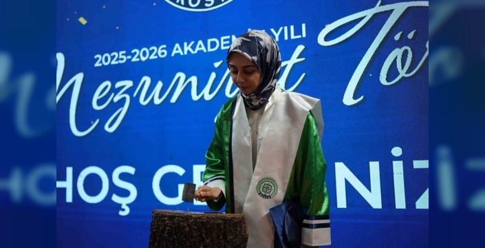 Kocaeli'de Psikoloji Bölümü ilk mezunlarını verdi: Afra Konyalı üniversite birincisi oldu