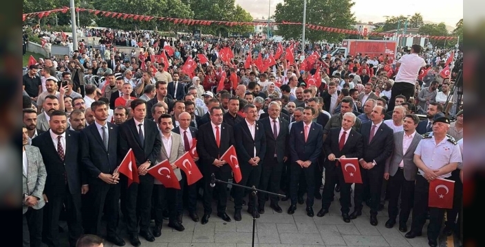 Konya'da 15 Temmuz ruhu yeniden canlandı: Şehitler dualarla anıldı