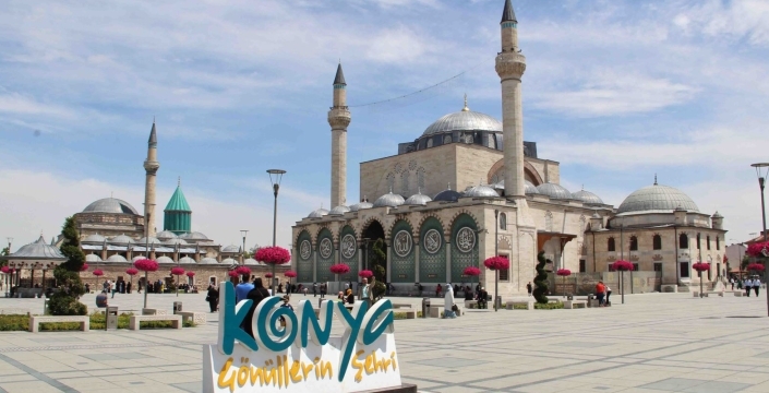Konya'da ikindi vaktinin beklenen sesi