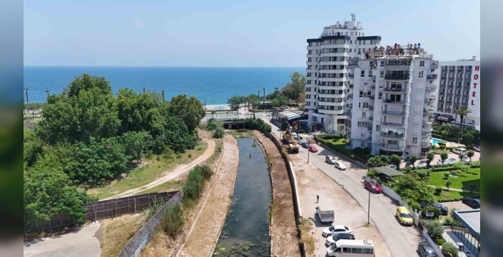 Konyaaltı'nda gizli tehlikeye karşı dev temizlik operasyonu