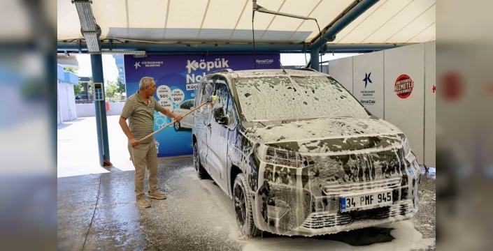 Küçükçekmece'de araçlar köpüklenecek: Yeni hizmet vatandaşa kolaylık sağlıyor