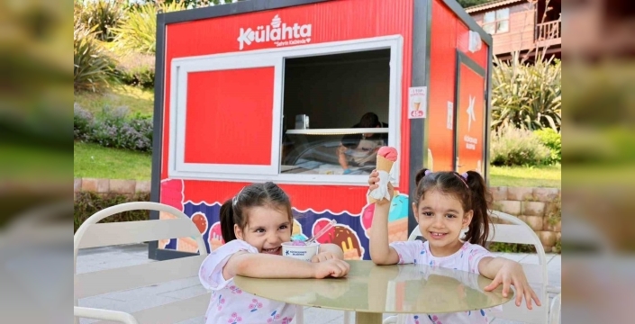 Küçükçekmece'de yaz keyfi: Külahta dondurma noktaları açıldı
