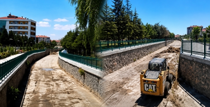 Kulu’da dere temizliği