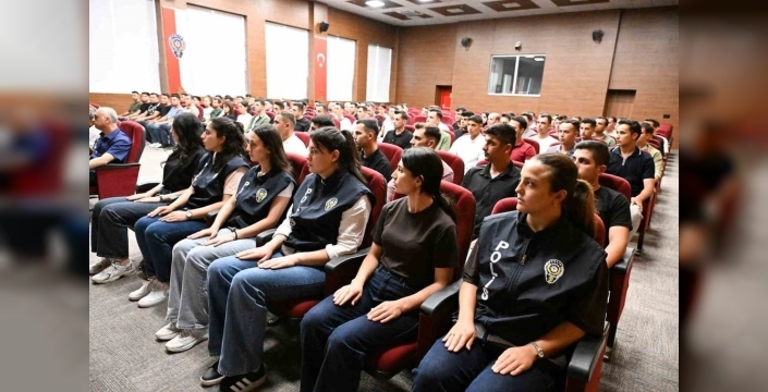 Kütahya'da yeni polis memurlarına oryantasyon eğitimi verildi