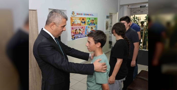 LGS tercihleri ve yaz kursları mercek altında: Erzurum'da öğrencilerle buluşma