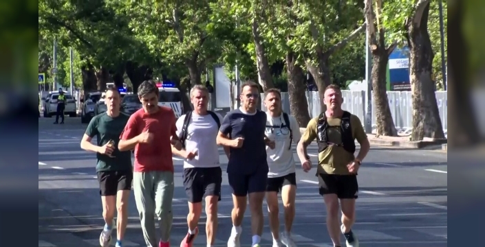 Macron, Ankara'da sabah koşusu yaptı