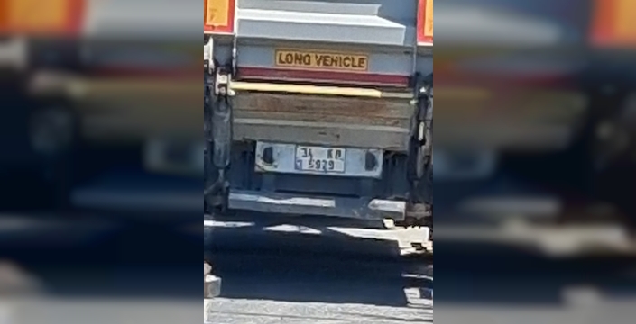 Malatya'da otomobil ile tır çarpıştı: Baba ve oğlu yaralı