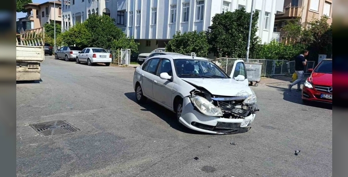 Manavgat'ta kavşak kabusu: Sürekli kazalar can güvenliğini tehdit ediyor