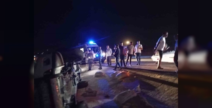 Mardin'de yürek burkan kaza: Genç sürücü devrilen araçta sıkıştı