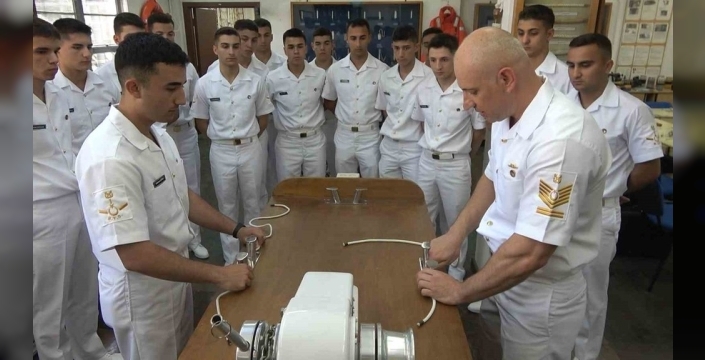 Mavi Vatan’ın astsubay adayları, yeni teknolojilerle donatılıyor