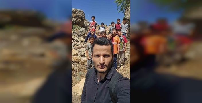 Medrese talebeleri, köy çeşmesine hayat verdi: Taşlarla örülmüş bir dayanışma öyküsü