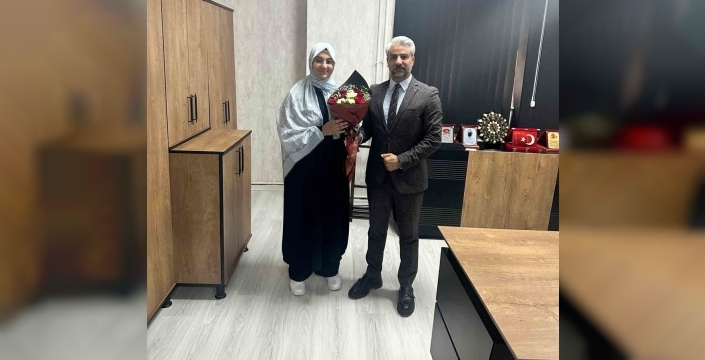 Meryem Sakman, LGS'de tüm soruları doğru yanıtlayarak Türkiye birincisi oldu