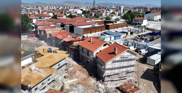 Mevlana Türbesi çevresi tarihle yeniden buluşuyor: Türbe Arkası projesi hızla ilerliyor
