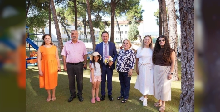 Muğla'da minik kalplerle buluşan İl Müdürü Çay'dan okul öncesi eğitim vurgusu