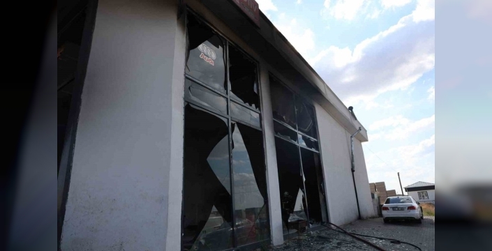 Nevşehir'de tamirhanede çıkan alevler 5 canı tehdit etti: Yangının sebebi araştırılıyor