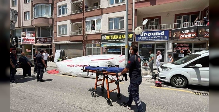 Niğde'de nişanlı çiftin kavgası kanlı bitti: 1 yaralı