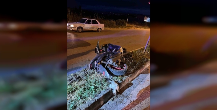 Niksar'da kan donduran kaza: Motosiklet kaldırıma böyle çarptı, sürücü kurtarılamadı!