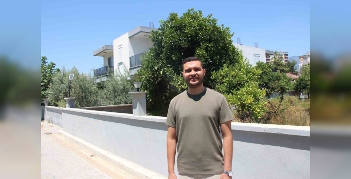 Öğretmen ve öğrencinin buluşması duygusal anlar yaşattı