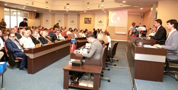 Osmangazi Belediyesi temmuz ayı meclis toplantısında önemli anmalar