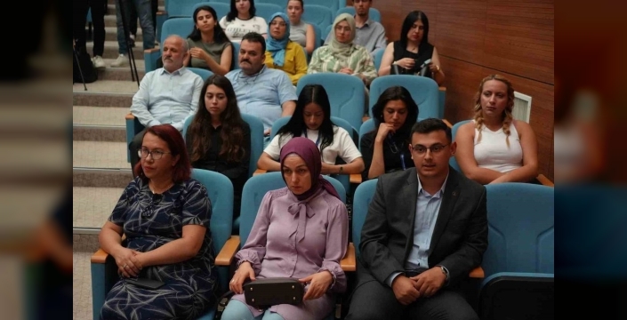 Rektör Aydın: '15 Temmuz, istikbalimize ipotek koymaya çalışanları hayal kırıklığına uğrattı