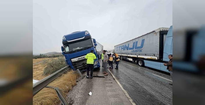 Sağanak, Tosya'da kabusa dönüştü: 1 ölü, 12 yaralı