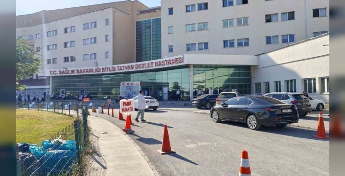 Sağlık müdürünün makam aracı bir çocuğa çarptı: 11 yaşındaki çocuk ağır yaralandı