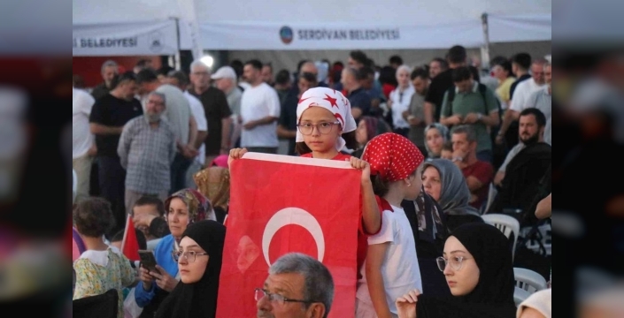 Sakaryalılar, hain darbe girişiminin 10. yılında tek yürek oldu