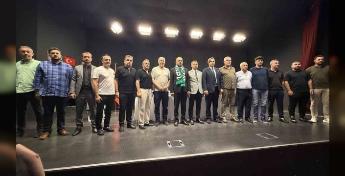 Sakaryaspor başkanı Enes Zengin: Yarım kalan hikayeyi yeniden yazacağız