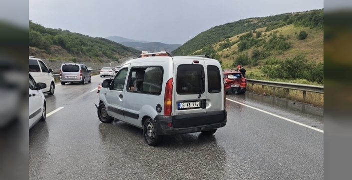 Samsun'da feci kaza: 4 kişi yaralandı, hastanelik oldular
