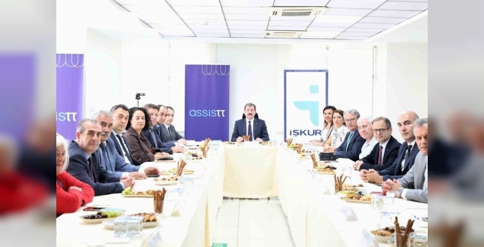 Samsun'da genç istihdamı için eğitim planı güncellendi