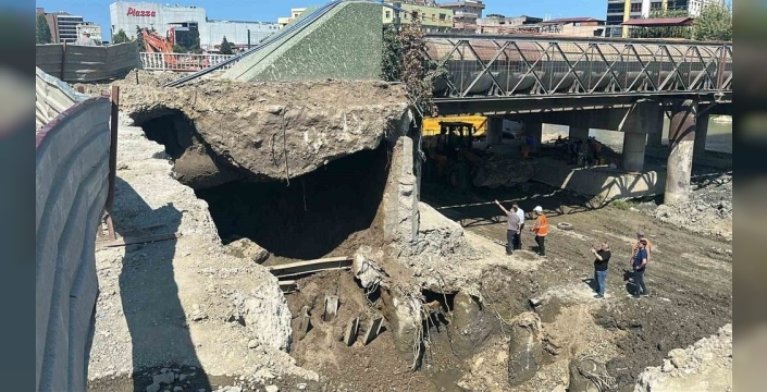 Samsun'da köprü, tedbir amaçlı trafiğe kapatıldı