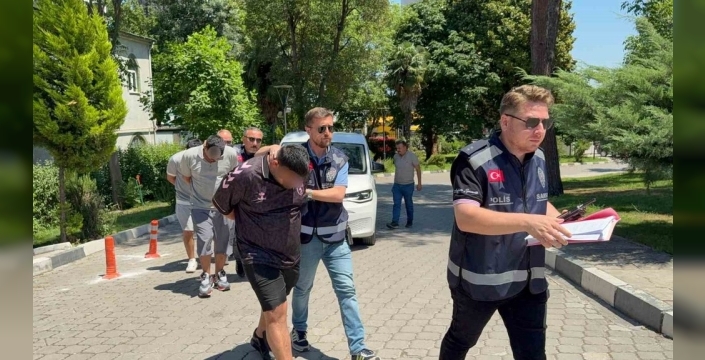 Samsun'da tartışma kanlı bitti: Tüfekle 3 yaralı, 3 şüpheli emniyette!