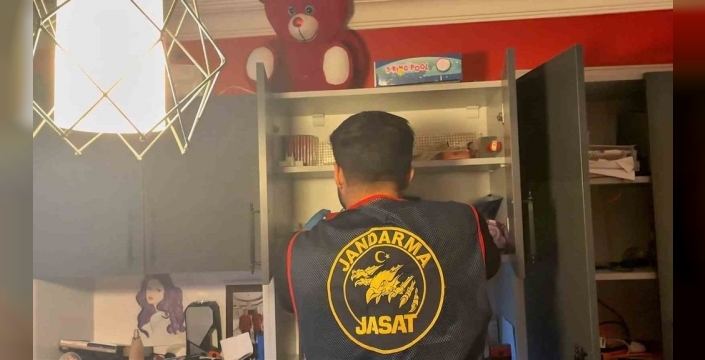 Sanal tezgahlar çöktü: 1 milyar liralık vurgun yapan şebeke yakalandı, 7 kişi demir parmaklıklar ardında