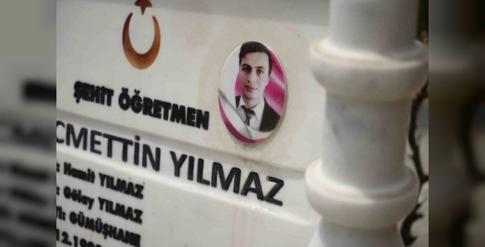 Şehit öğretmen Necmettin Yılmaz'ın 9. anma yıl dönümü: Dualarla hatırlandı