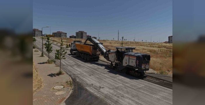 Şehitkamil'de asfalt çalışmaları hızla devam ediyor