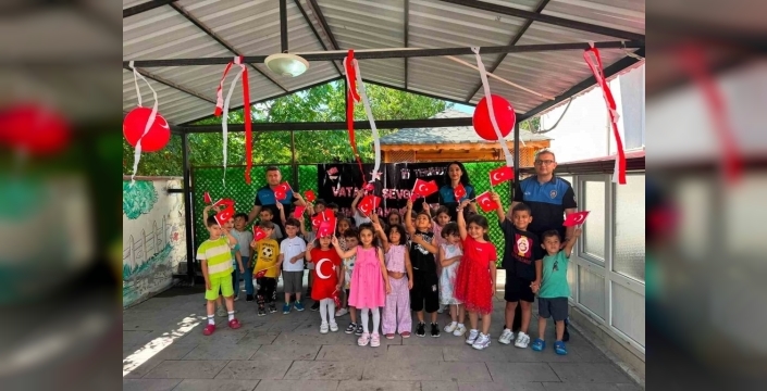 Şehitlere ve gazilere vefa: Erzincan'da minik yüreklerden anlamlı buluşma