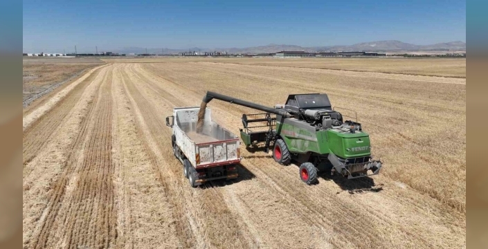 Selçuklu'da tarımsal üretim seferberliği: İlk hasat yapıldı