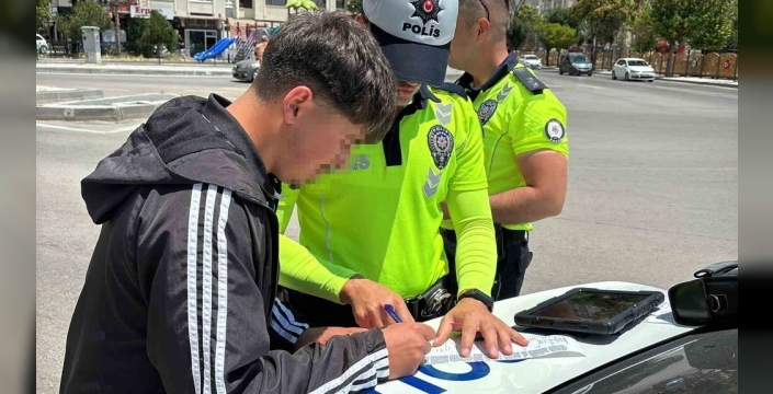 Sigortasız motosikletin bedeli ağır oldu: 85 bin TL ceza, trafikten men