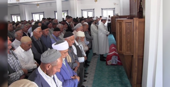 Siirt’in Şirvan Belediye Başkanı Necat Cellek, son yolculuğuna uğurlandı