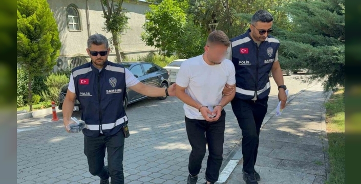 Silah fotoğrafı ve ölüm tehdidiyle eşini dehşete düşüren koca tutuklandı
