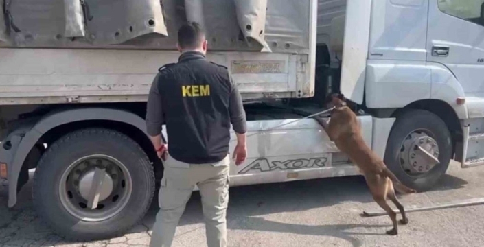 Şırnak'ta uyuşturucu operasyonu: 90 kilo madde ele geçirildi