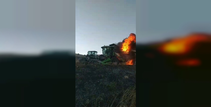 Sivas'ta biçerdöver yangını, itfaiye ekipleri müdahale etti