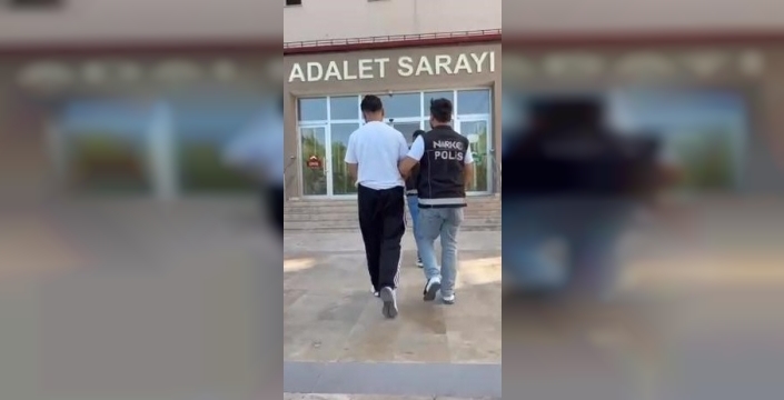 Sivas'ta büyük uyuşturucu operasyonu: 89 bin 559 kâğıda emdirilmiş madde ele geçirildi