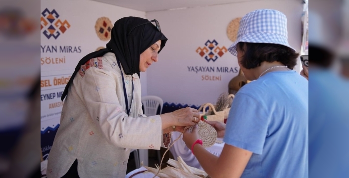 Sivas’ta miras şöleni büyük ilgi topladı