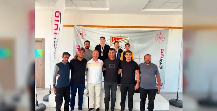 Sivaslı genç atıcılar Konya'da madalyaları topladı: Şampiyonluk ve üçüncülük gururu