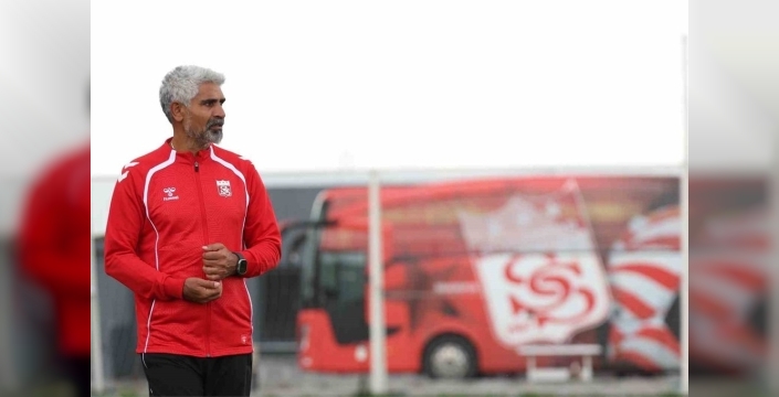 Sivasspor, yüksek irtifada ter atıyor: Erciyes'te çift antrenmanla sezona hazırlık