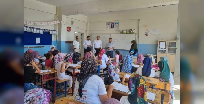 Sofular Mahallesi'nde Kur'an kurslarına çocuklar akın etti: Hatay Müftüsü'nden öğrencilere öğütler