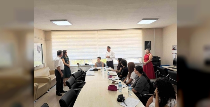 Sultanhisar Kaymakamı Ateş, üniversite adaylarıyla bir araya geldi