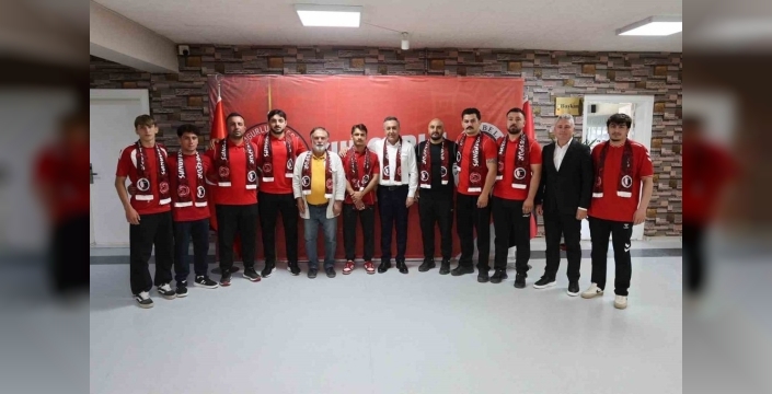 Sungurlu Belediyespor, milli güreşçileriyle yeni bir döneme adım attı